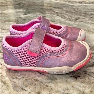 PLAE ‘Emme’ Toddler Shoes Sz 9